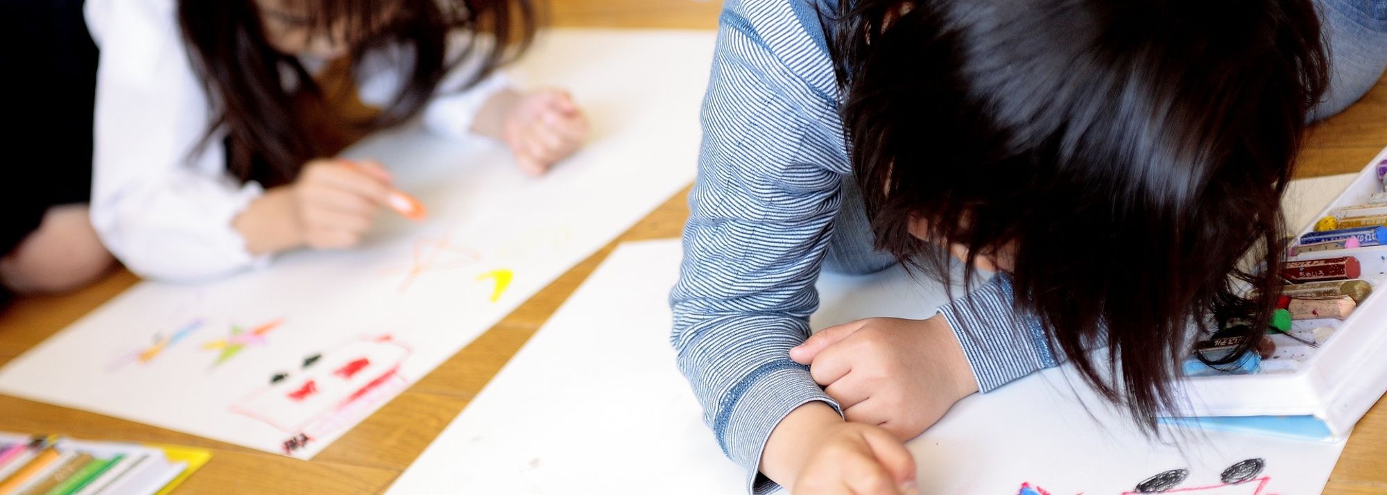 The LOC has organised a drawing project for children to draw freely inside the fan shape that is the symbol of the World Athletics to familiarise them with the event.