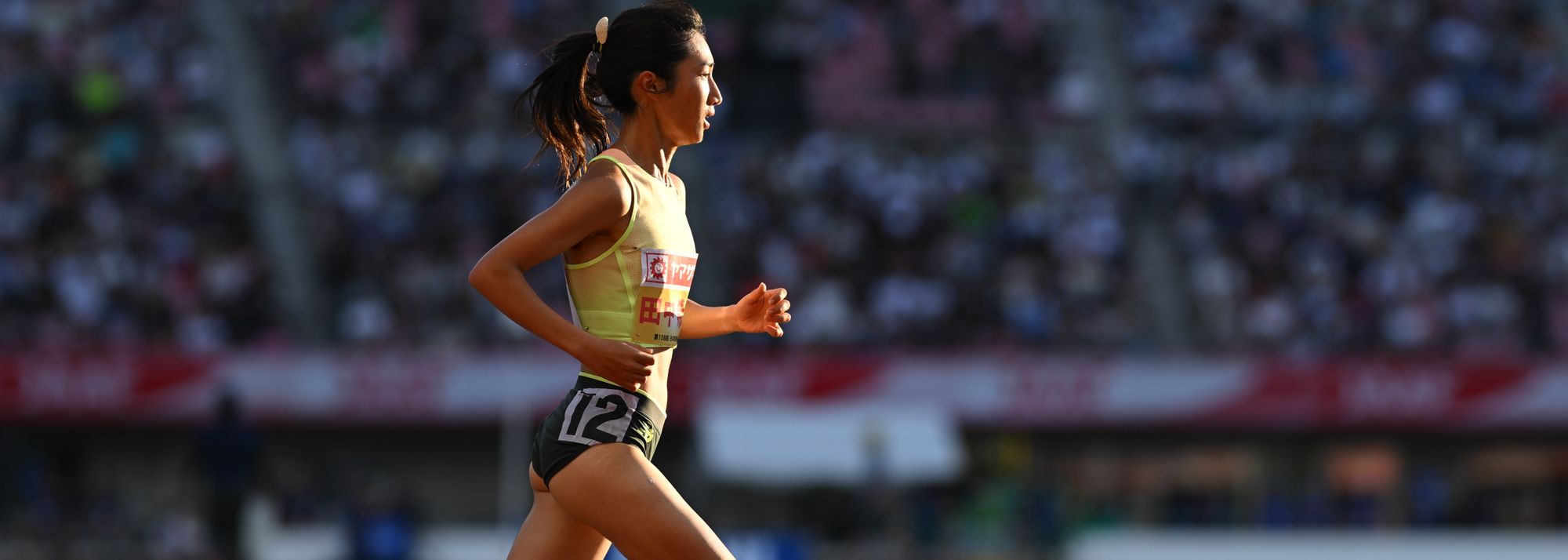 Nozomi Tanaka competed in the women's 1500m track and field event at the Olympic Games Tokyo 2020 in 2021 and finished in 8th place against world-class competitors. Since then, she has been steadily improving her strength, and her performance has attracted the attention of many people.