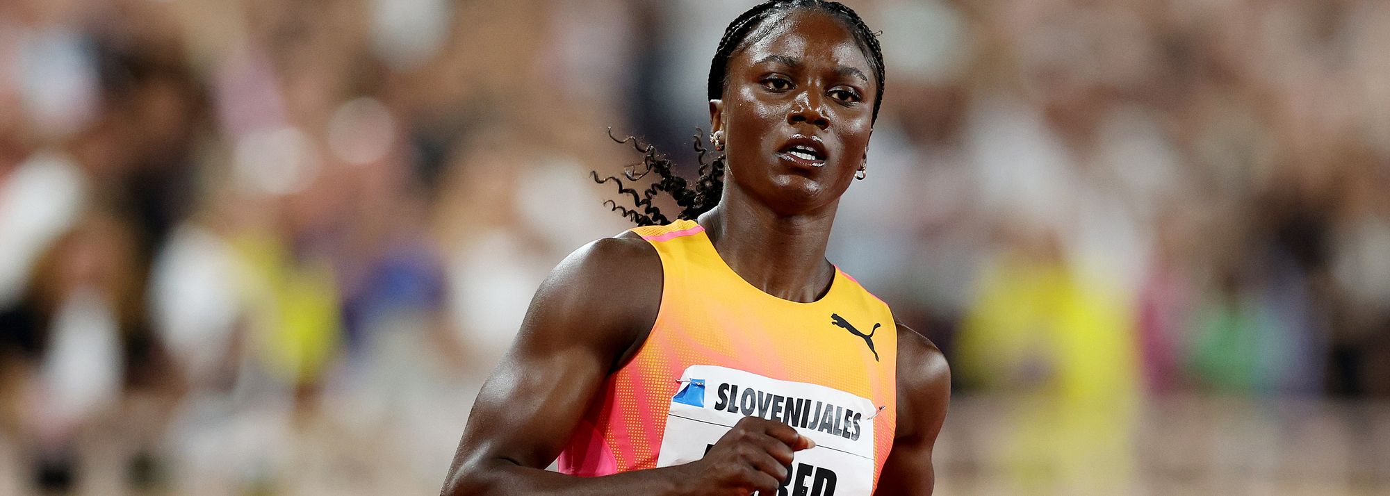 Saint Lucia’s Olympic 100m champion Julien Alfred made a big statement with her opening 200m of the season, running 21.88 at the Tom Jones Memorial in Gainesville