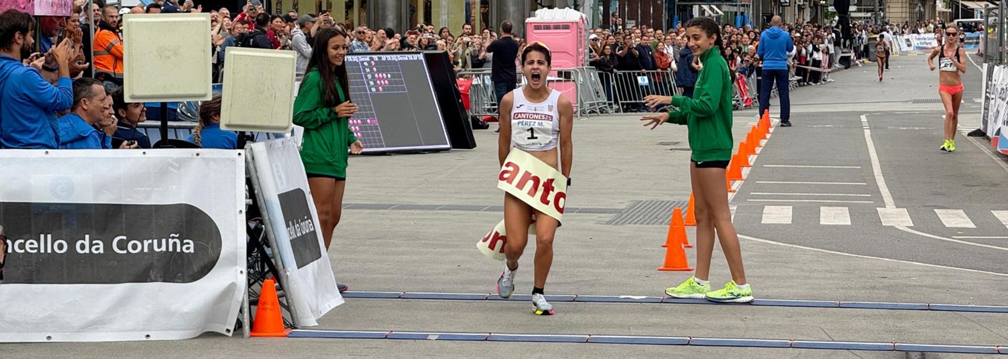 World 20km record-holder Toshikazu Yamanishi and double world champion Maria Perez were victorious at the Gran Premio Cantones, a World Athletics Race Walking Tour Gold meeting, held on Saturday (7) in La Coruña.