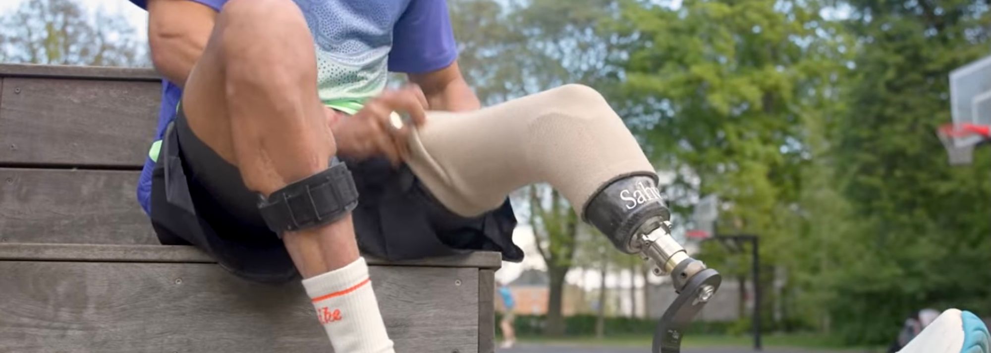Tvillingebrødrene Simon og Jonathan Richter har en helt særlig motivation for at løbe 5 km ved VM. De deler her deres historie for at inspirere andre til at få denne unikke løbeoplevelse sammen – uanset om man er hurtig eller langsom, ung eller gammel – eller om man mangler det ene ben.