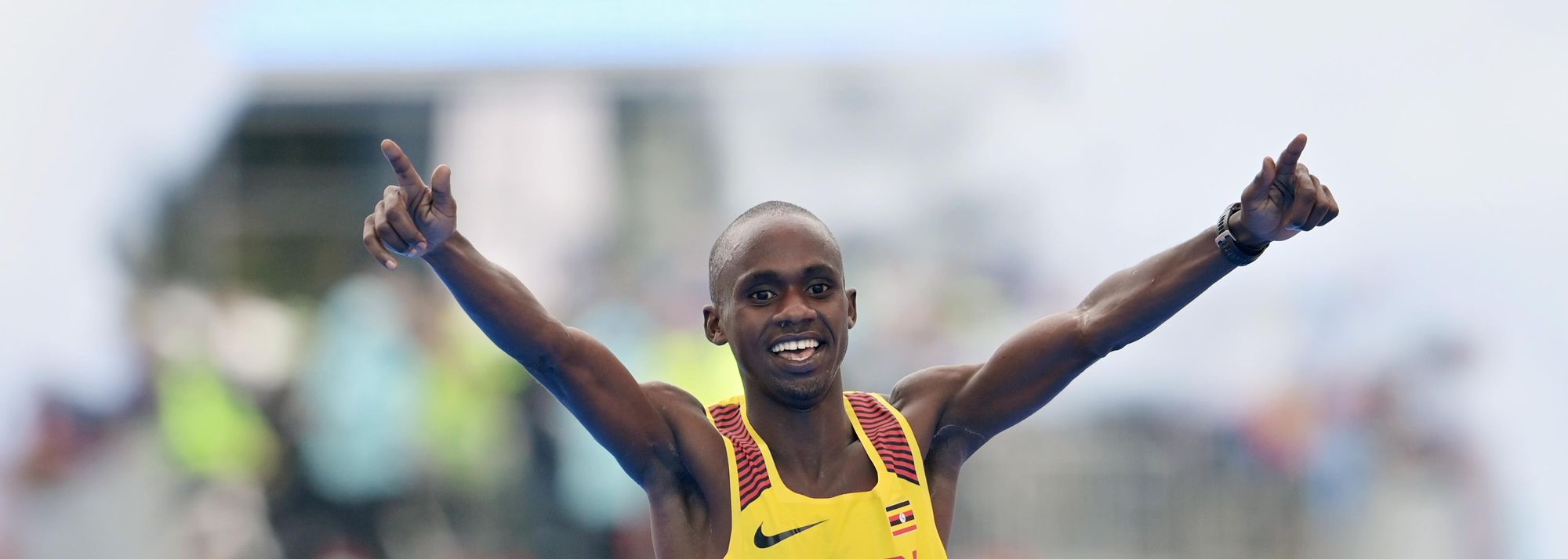 For the first time in the 28-year history of this event, a Ugandan athlete stood proud atop the podium, but it wasn’t the one most expected. In the men’s race at the World Athletics Half Marathon Championships Gdynia 2020 on Saturday (17), it was Jacob Kiplimo and not Joshua Cheptegei who reigned supreme, the 19-year-old coming of age with his first global title at senior level.