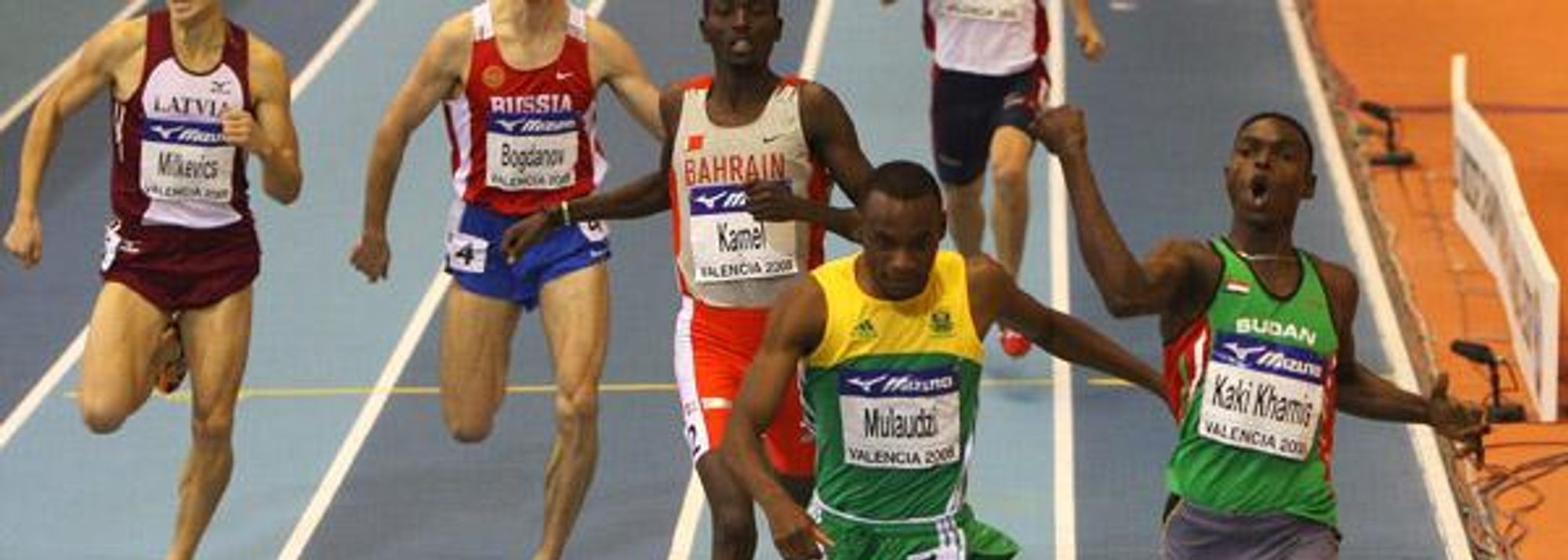 - At 18 years and 262 days Abubaker Kaki Khamis became the youngest ever World Indoor champion when winning a superb 800m final this evening in Valencia.</P>