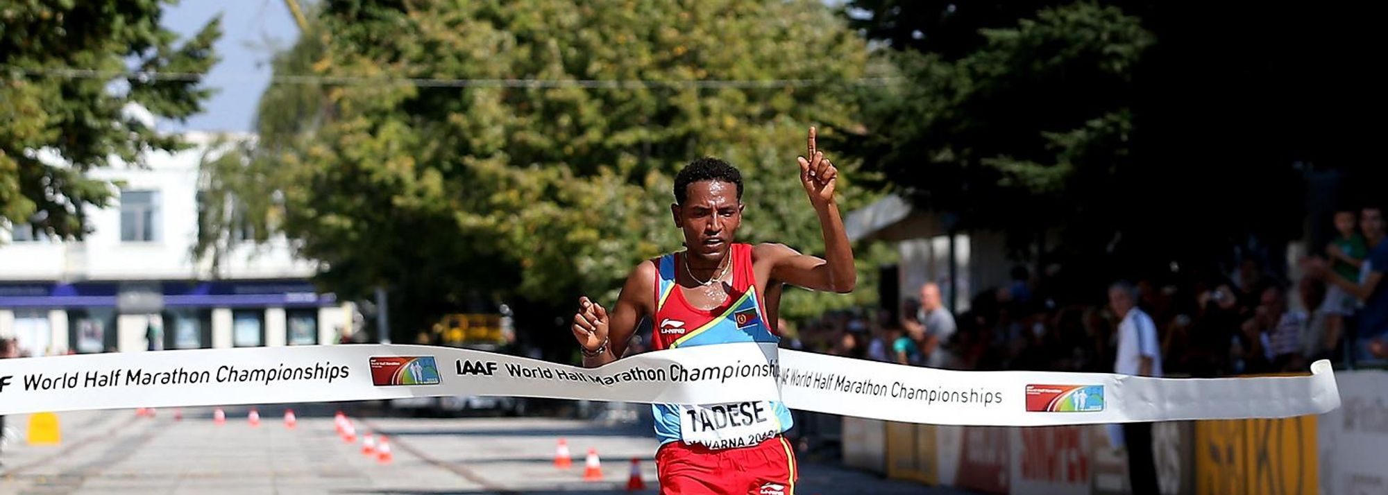Zersenay Tadese lived up to his moniker of ‘Mr. Half Marathon’ after collecting his fifth World road running title at the 20th World Half Marathon Championships in Kavarna, Bulgaria, today.