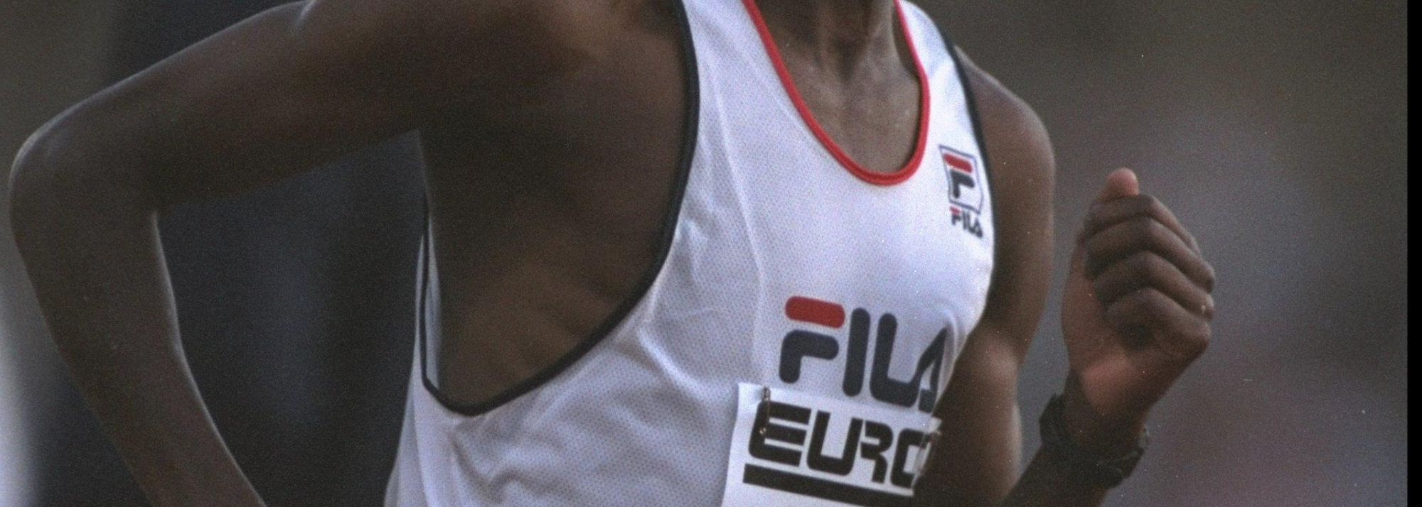 The Kenyan team dominated the 6th IAAF/VSZ World Half Marathon Championships. This spectacular race was fought out every stride of the way and finally won by Shem Kororia with a final sprint worthy of a 5000m specialist. 