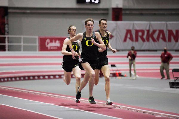 Teare clocks 3:50.39 mile in Fayetteville | REPORT - Vimarsana News