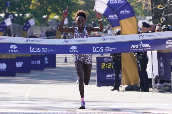 Golden celebrations for Jepchirchir and Korir in New York | REPORT | WCH 22 - Vimarsana News