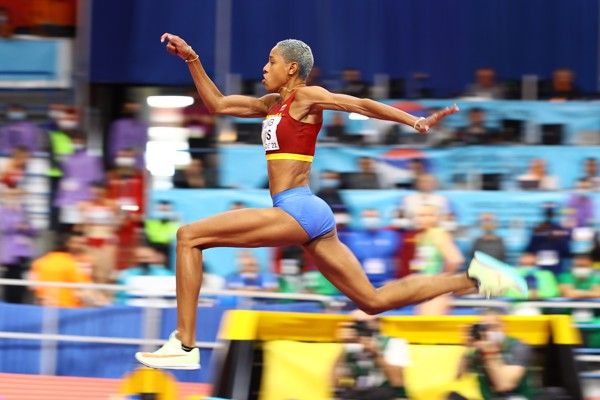 Jump record triple world Venezuela's Yulimar