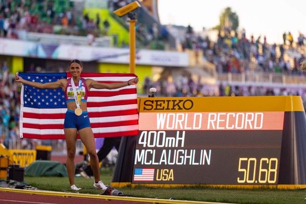 McLaughlin smashes 400m hurdles record at WCH Oregon22 | News | Oregon ...