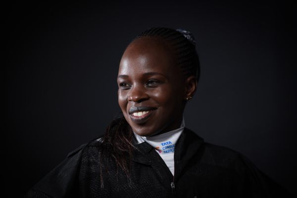 Three times a charm, Jepchirchir moves closer to second Olympic crown | FEATURE - Vimarsana News