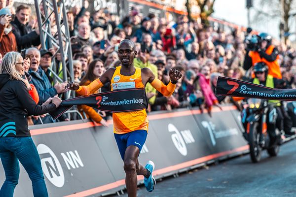 Kiplimo Breaks New World Record in 15km Race in Nijmegen