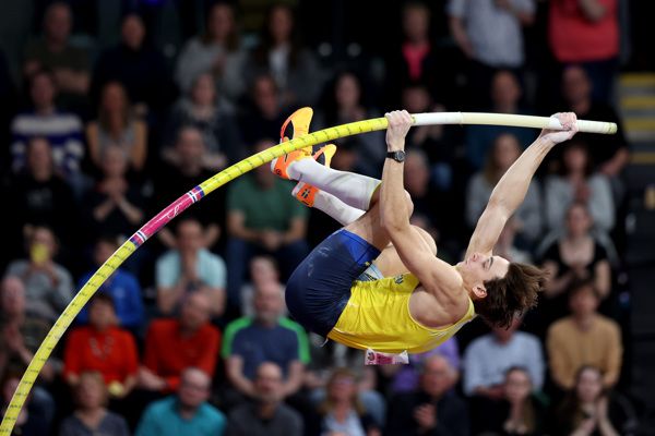 Hardest ever' work for Duplantis as he retains pole vault title in Glasgow, News, Glasgow 24