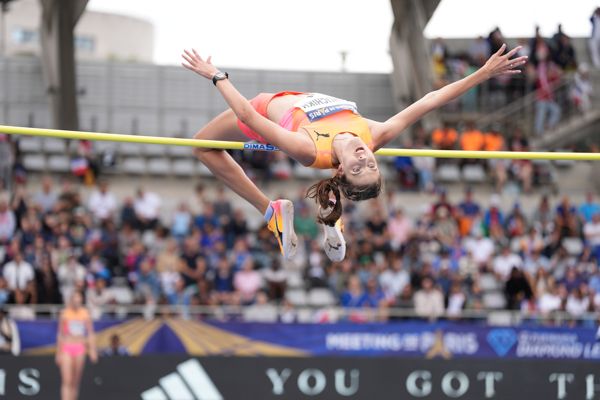 REPORTS: Mahuchikh sets new world high jump record of 2.10m in Paris