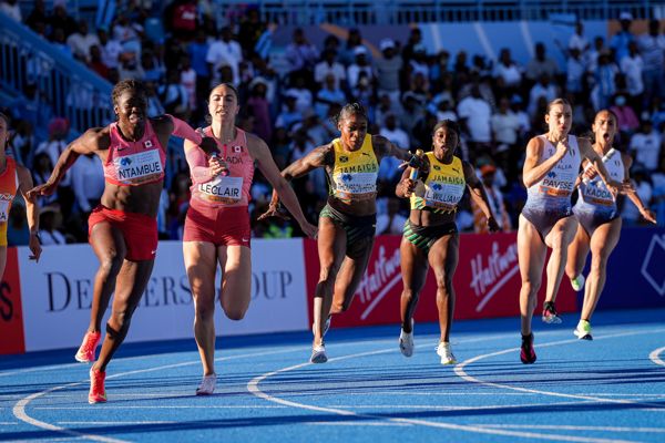 Thompson-Herah anchors Jamaica to 4x100m win in Gaborone ...