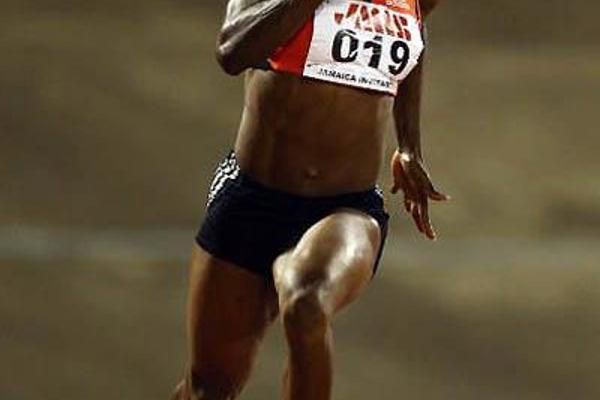 Campbell-Brown goes sub-22 again - Barcelona report | REPORT | World ...