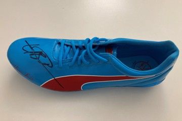 Usain Bolt autographed spike shoe
