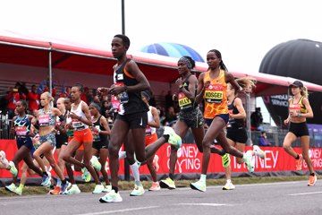 kosgei-jepkosgei-yehualaw-london-marathon-2022