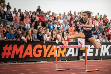 Sydney McLaughlin in the Women's 400m Hurdles Final at the Gyulai István Memorial - Hungarian Athletics Grand Prix 2022