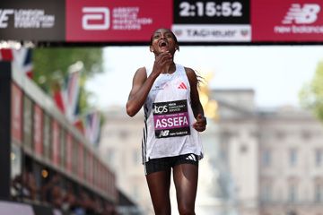 tigist-assefa-women-only-world-marathon-record-london