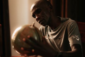 eliud-kipchoge-world-tour-marathons-seven-continents