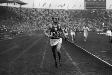 emil-zatopek-voted-olympic-champion-of-the-ce