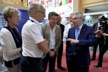 Paivi Viren, Lasse Viren, Seb Coe and Thomas Bach in the IAAF Heritage Exhibition in Doha