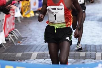 mutai-sets-course-record-in-s-heerenberg