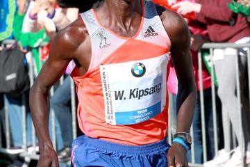 after-breaking-marathon-world-record-kipsang