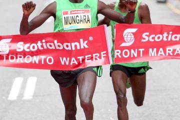 mungara-claims-fourth-toronto-marathon-title