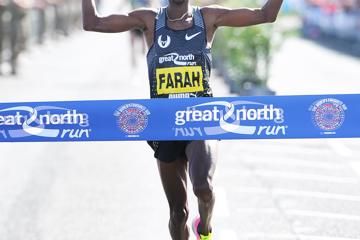 farah-cheruiyot-win-2016-great-north-run